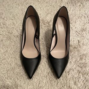 Women’s Pointed Toe Heels - Never Worn